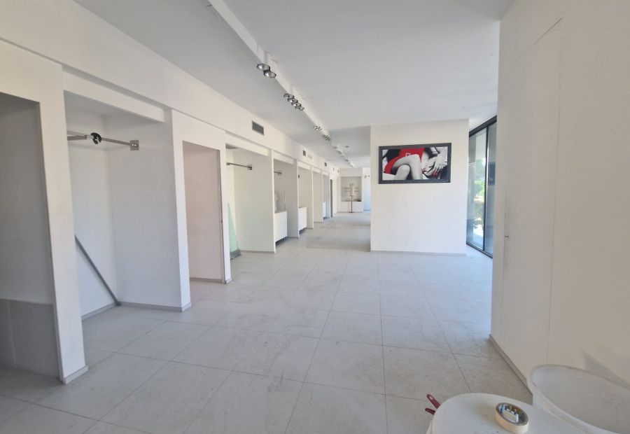 Trani - Prestigiosi uffici Corso Matteo Renato Imbriani
